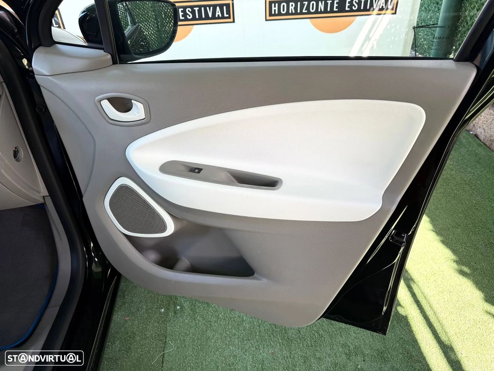 Renault Zoe (c/ Bateria) 22 kwh Intens - 29