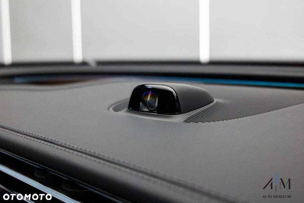 Mercedes-Benz Klasa E 300 de PHEV 4-Matic Avantgarde 9G-Tronic - 17
