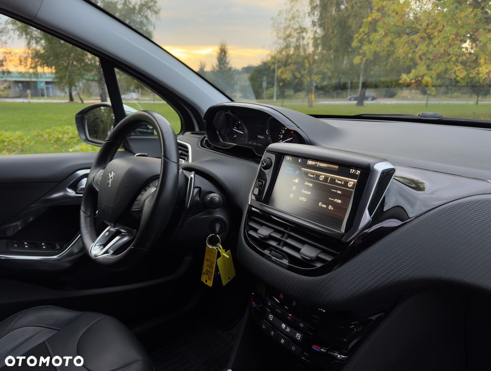 Peugeot 2008 e-HDi FAP 92 ETG6 STOP & START Allure - 22