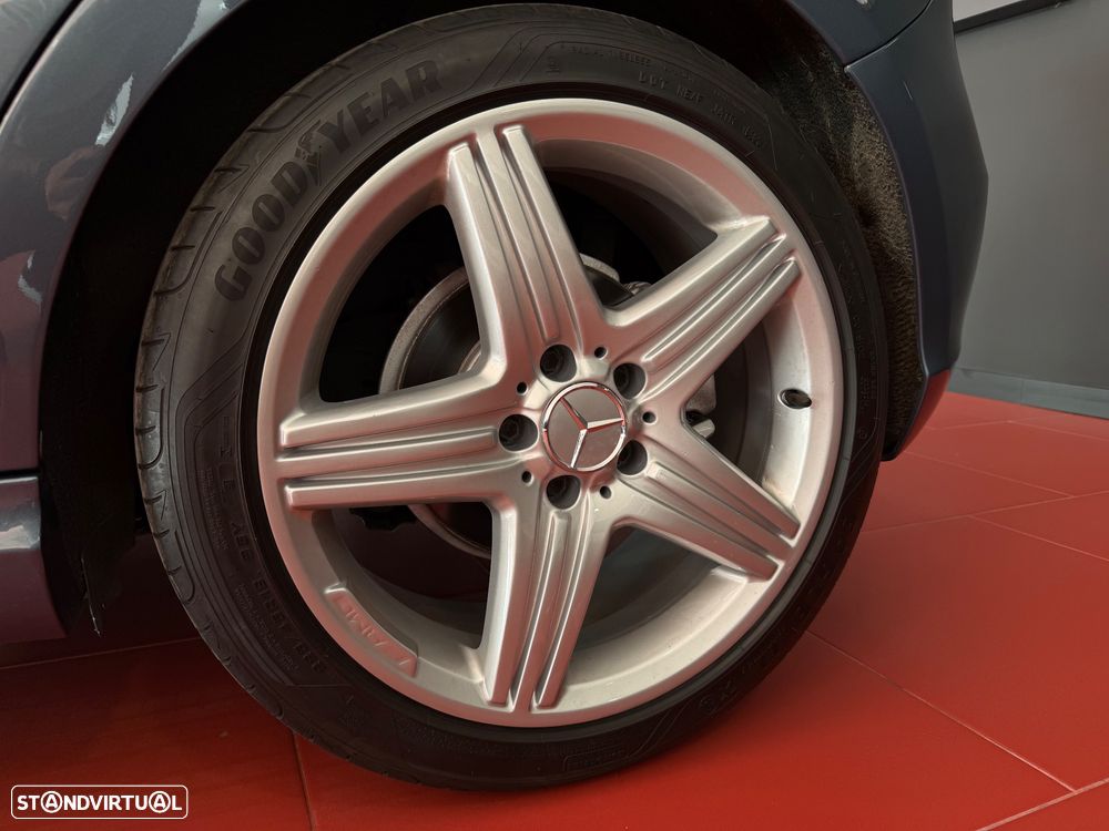 Mercedes-Benz A 180 CDI AMG Line - 11