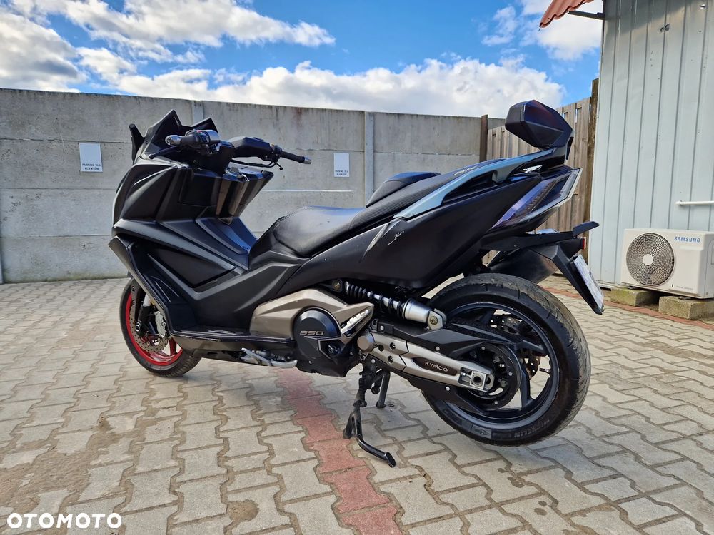 Kymco AK 550 - 10
