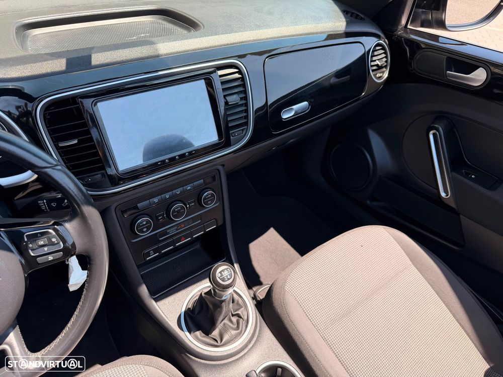 VW New Beetle Cabriolet 2.0 TDI - 15