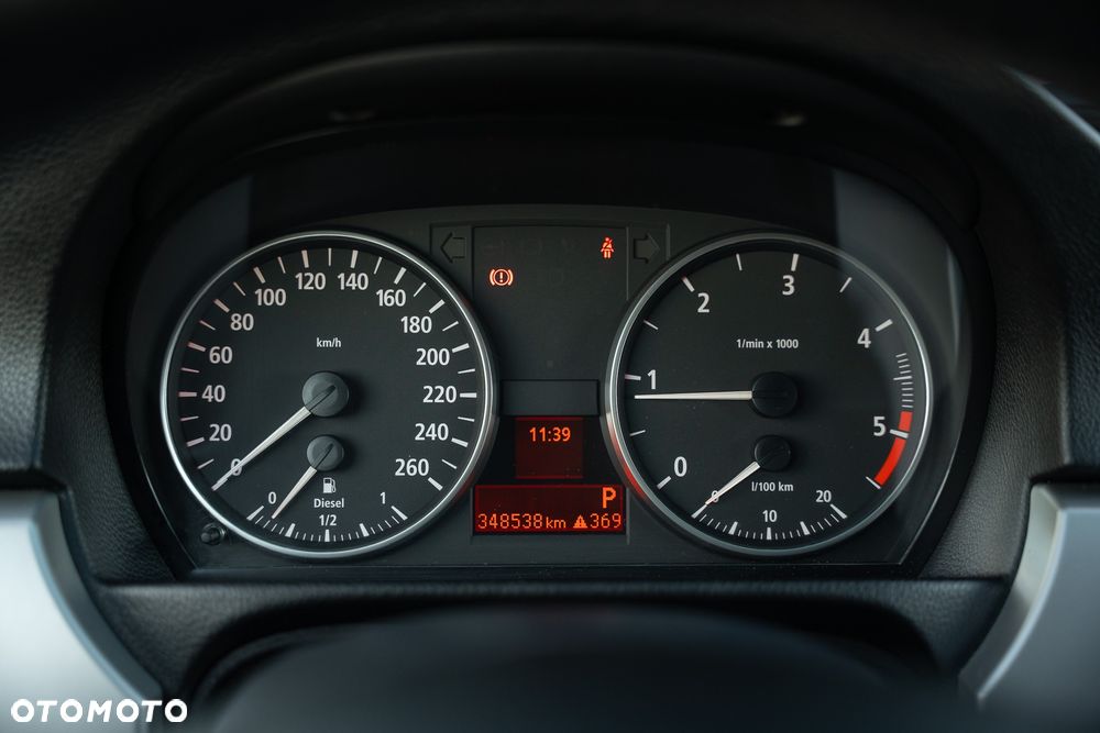 BMW Seria 3 320d DPF Edition Exclusive - 39