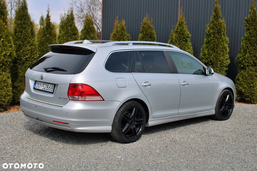 Volkswagen Golf 2.0 TDI Highline DSG - 11