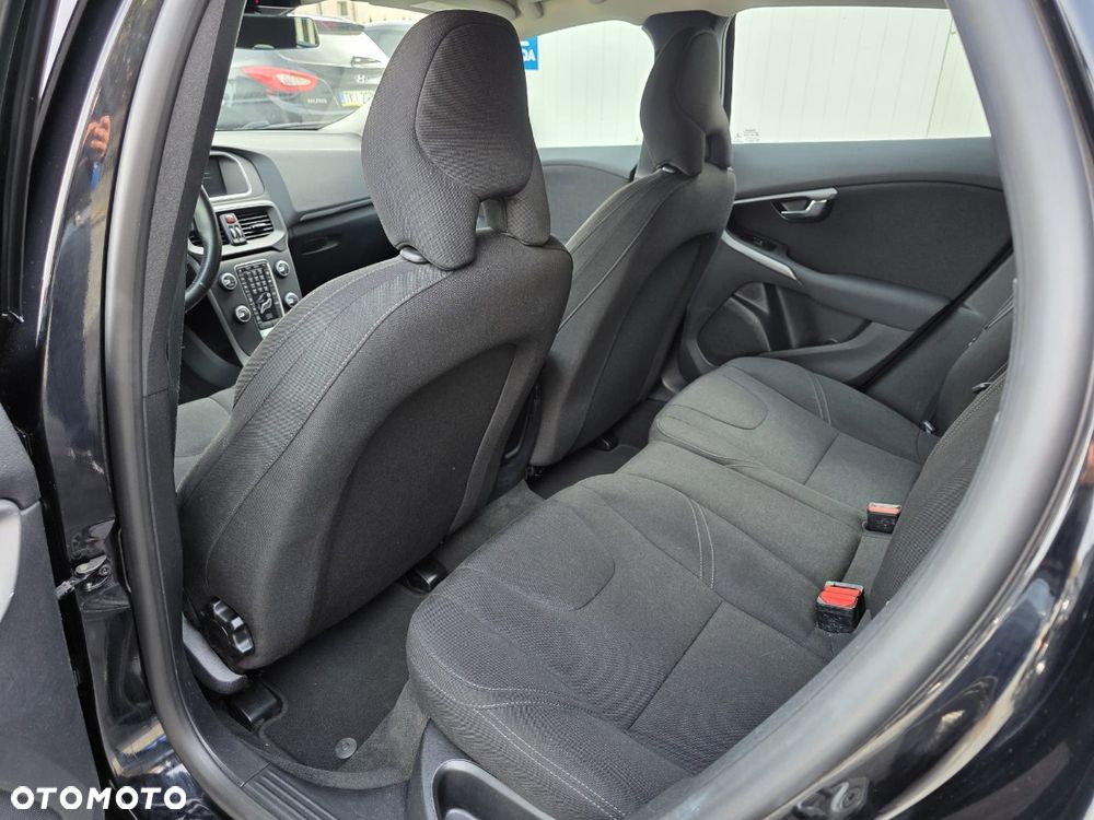 Volvo V40 - 22