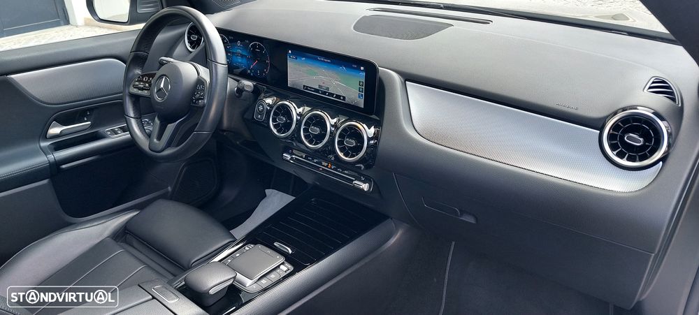 Mercedes-Benz GLA 180 d 8G-DCT - 6