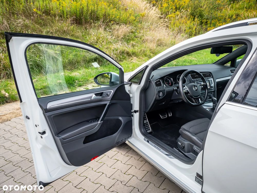 Volkswagen Golf Alltrack 2.0 TDI 4Motion BlueMotion Techn DSG - 32