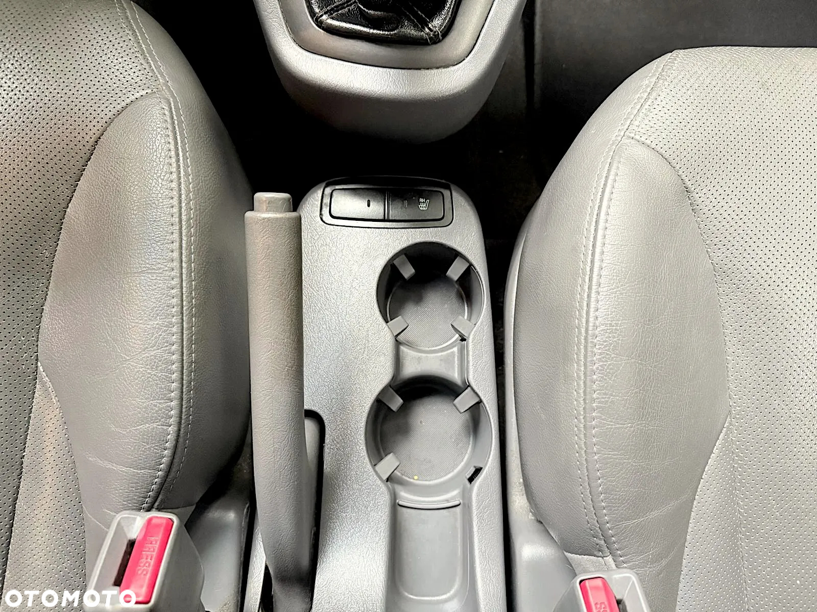 Hyundai Tucson 2.0 Comfort 2WD - 24