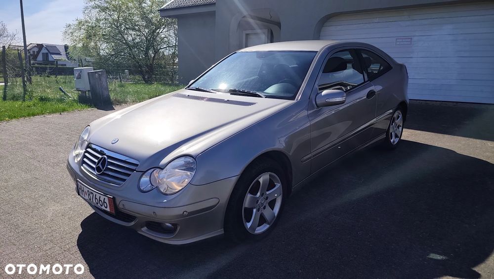 Mercedes-Benz Klasa C 200 Kompressor Automatik Sport Edition - 2