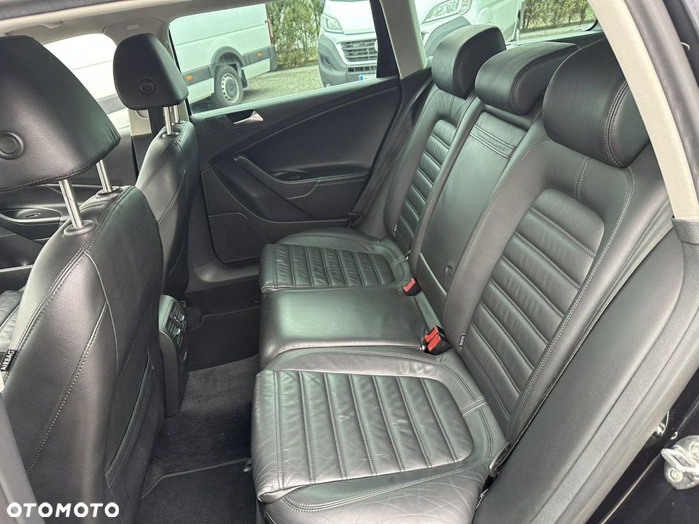 Volkswagen Passat - 14