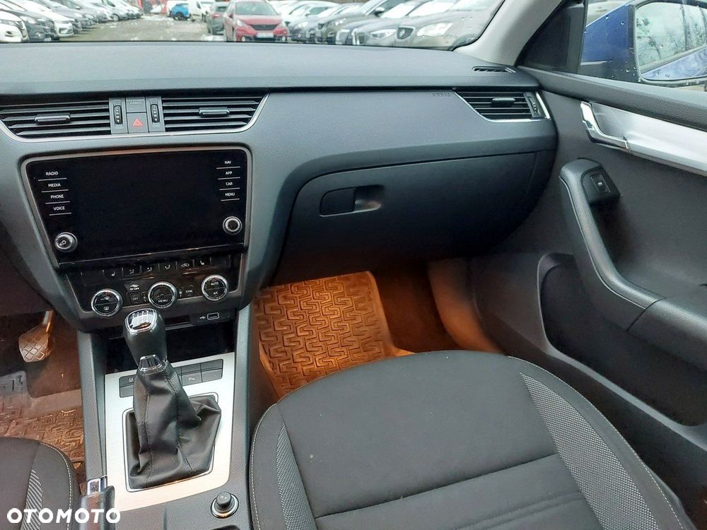 Skoda Octavia - 19