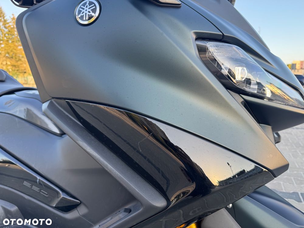 Yamaha Tmax - 24