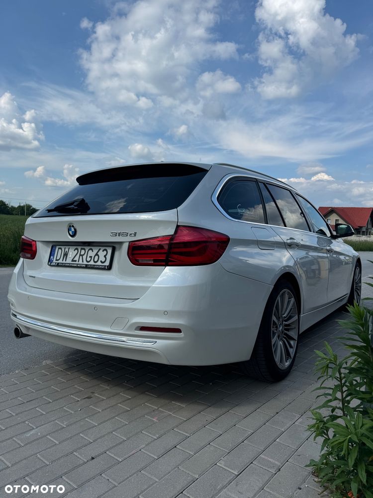 BMW Seria 3 318d Luxury Line - 5