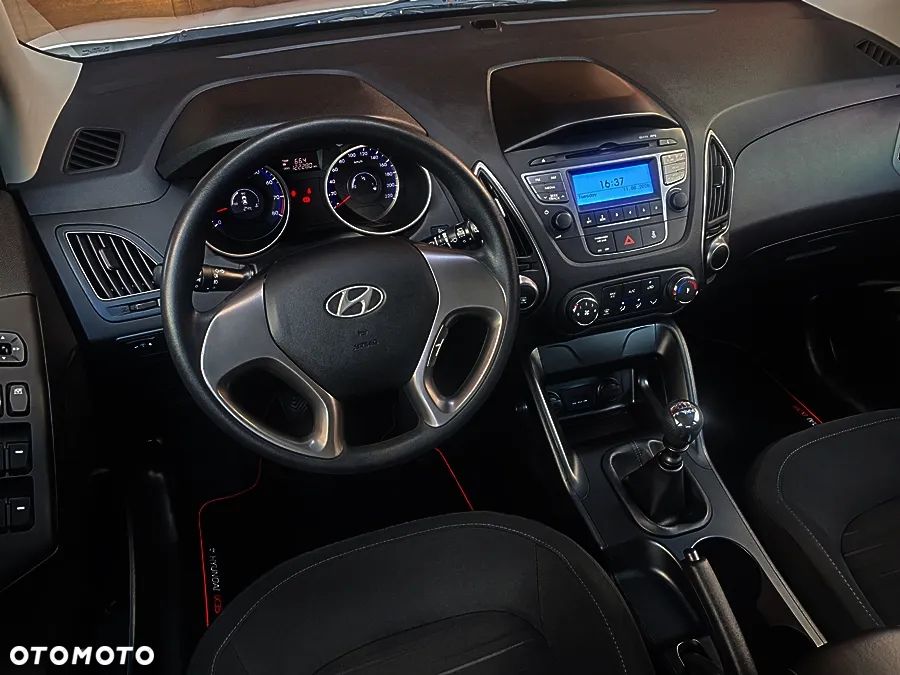 Hyundai ix35 1.6 2WD Classic - 19