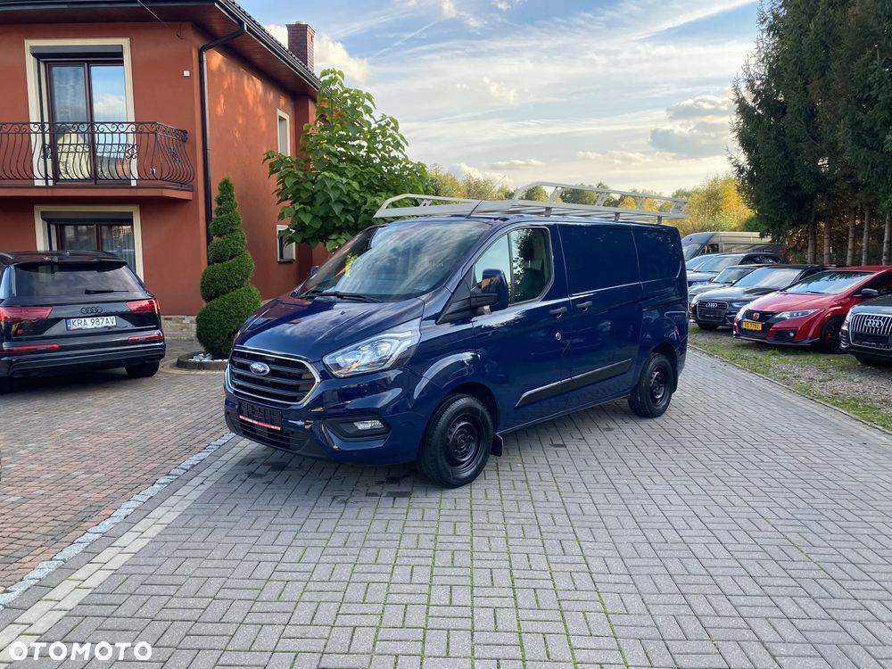 Ford TRANSIT CUSTOM - 1