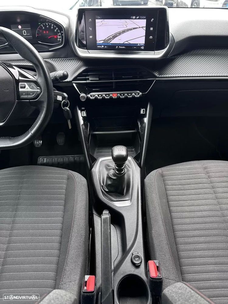 Peugeot 2008 1.2 PureTech Allure Pack - 23