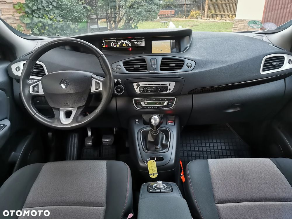 Renault Scenic 1.6 16V 110 Expression - 11