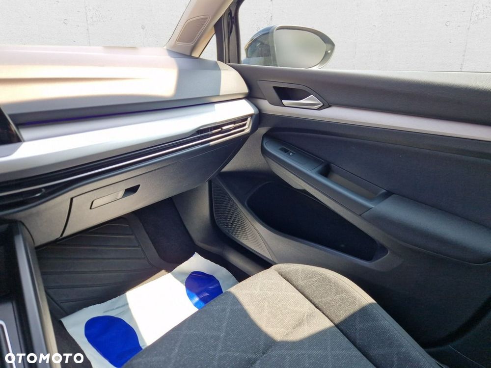 Volkswagen Golf - 15