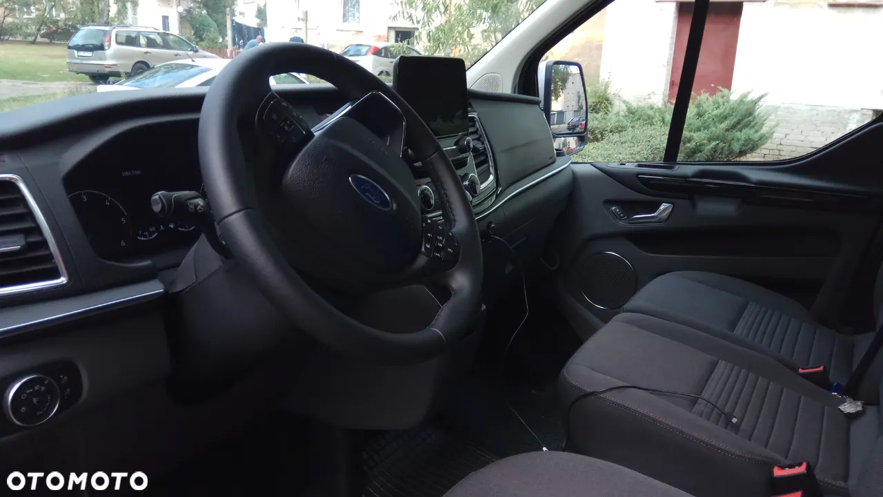 Ford Tourneo Custom 2.0 EcoBlue L2 Shuttle Bus Titanium - 5