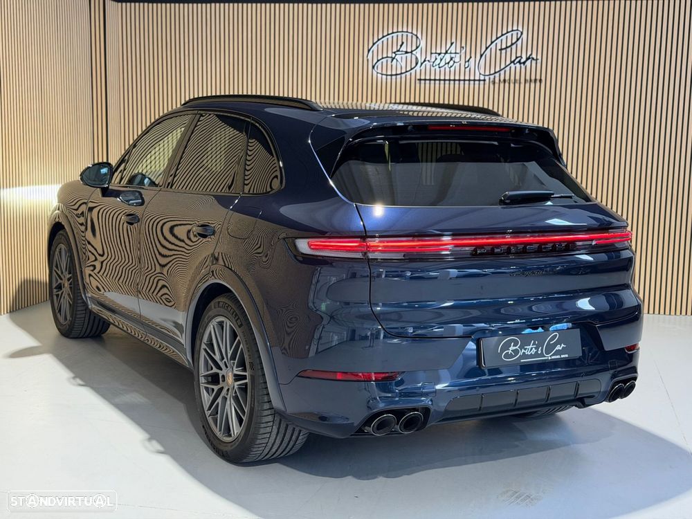 Porsche Cayenne S E-Hybrid Black Edition - 4