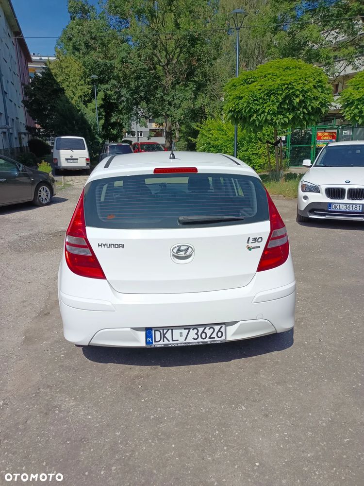Hyundai i30 1.4 Base + World Cup - 15