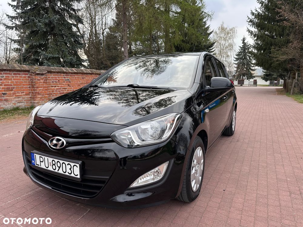 Hyundai i20 1.2 Fifa World Cup Edition - 2