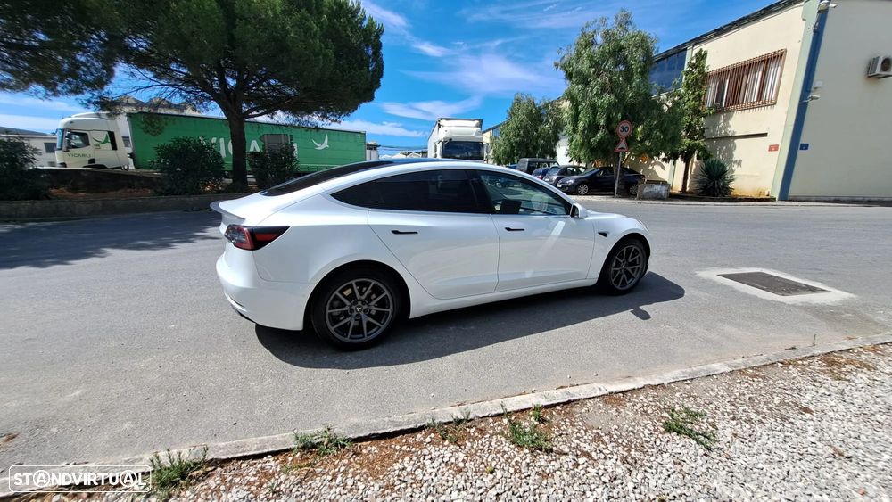 Tesla Model 3 Standard Range Plus RWD - 18