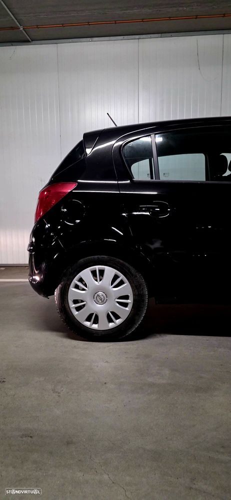 Opel Corsa 1.2 Cosmo - 11