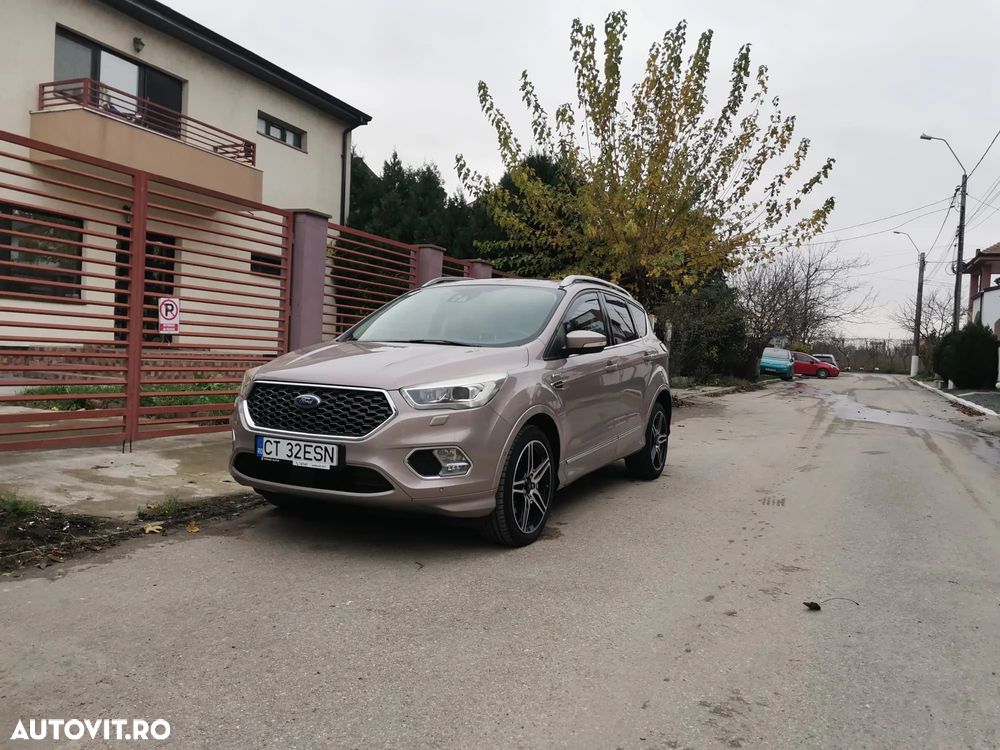 Ford Kuga 2.0 TDCi 4WD Powershift Vignale - 2