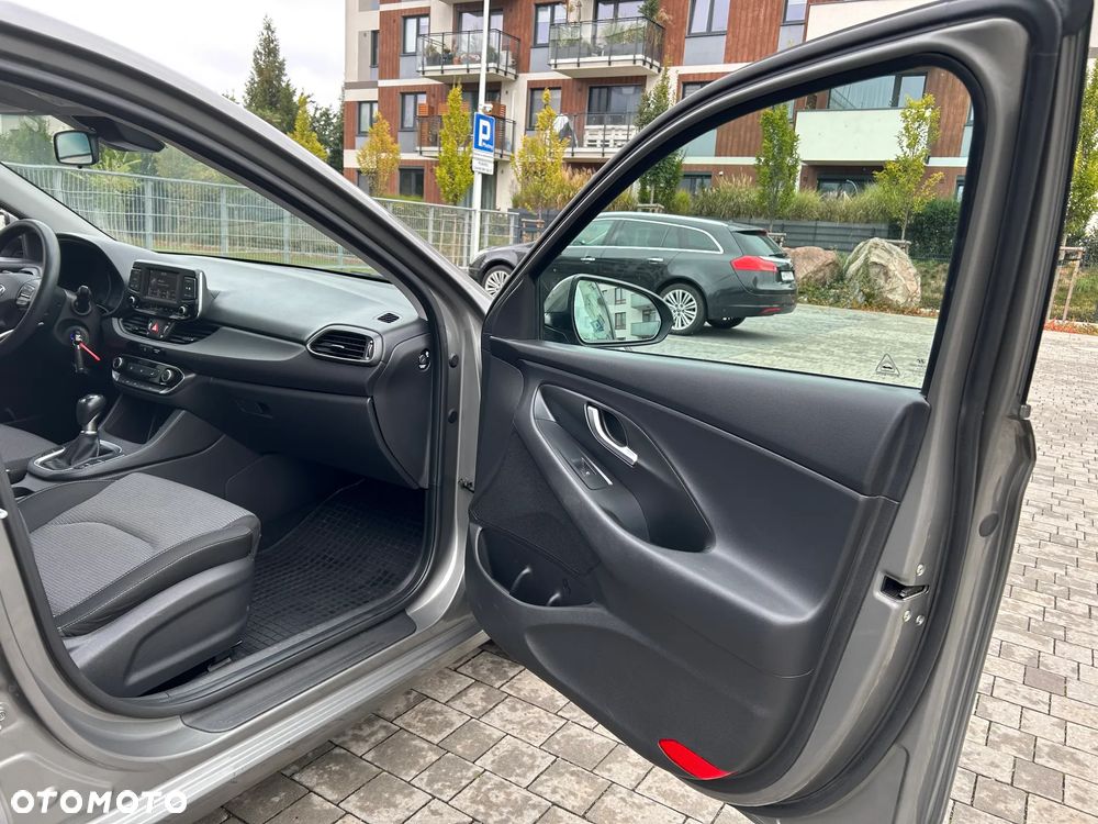 Hyundai i30 1.4 Classic + - 16