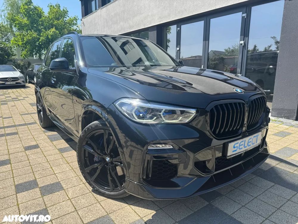 BMW X5 M M50i - 2