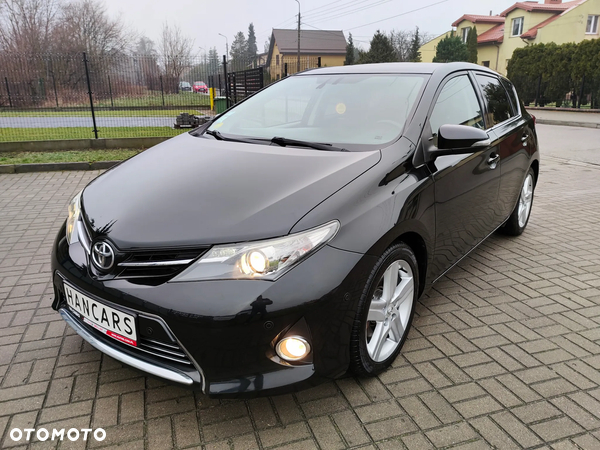 Toyota Auris 2.0 D-4D Premium