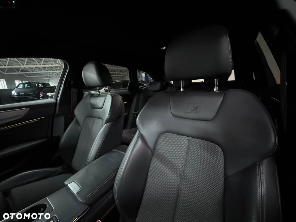 Audi A6 Avant 40 TDI quattro S tronic S line - 38