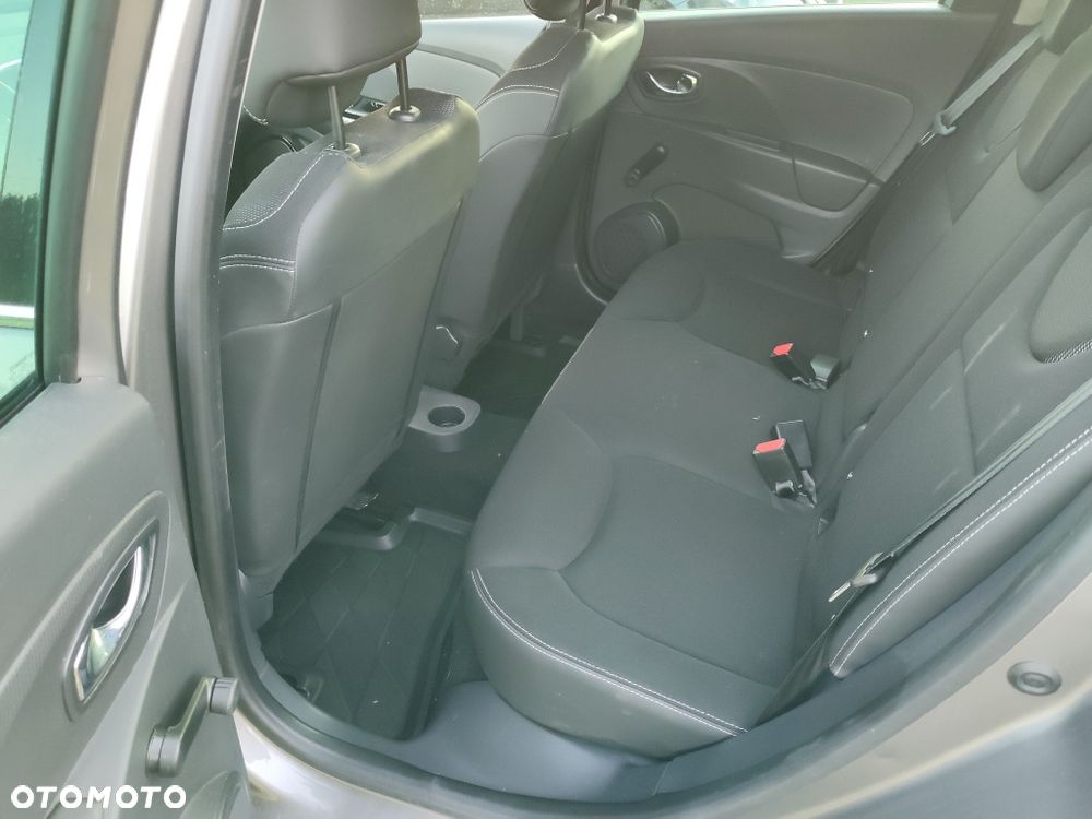 Renault Clio - 8