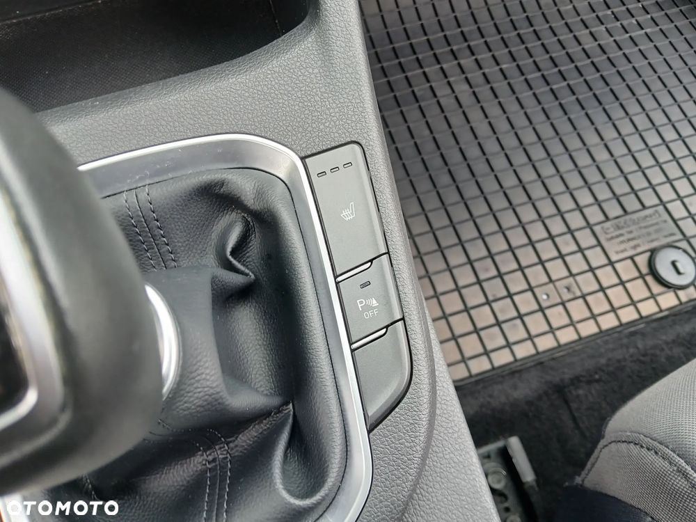 Hyundai i30 1.0 T-GDI Classic + - 33