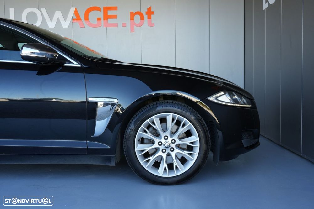 Jaguar XF 2.2 D Luxury - 20