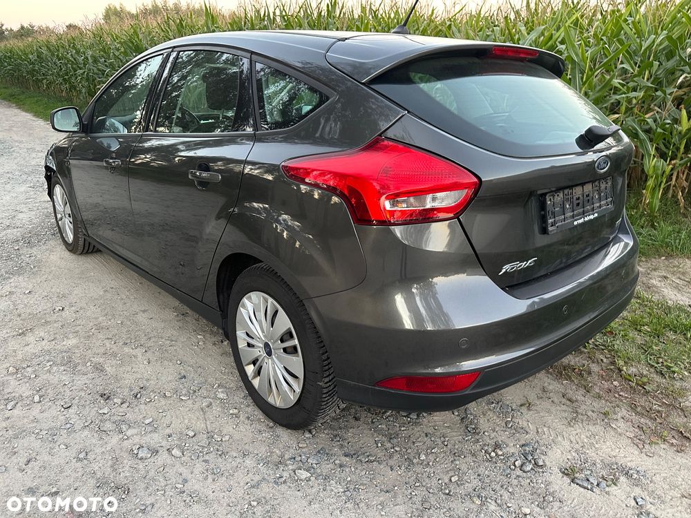 Ford Focus - 5
