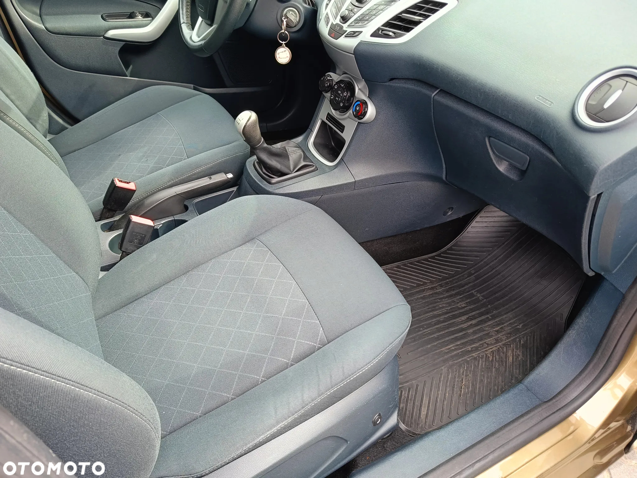 Ford Fiesta 1.25 Ambiente - 8