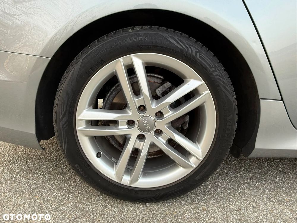 Audi A6 Avant 2.0 TDI Ultra S tronic - 10