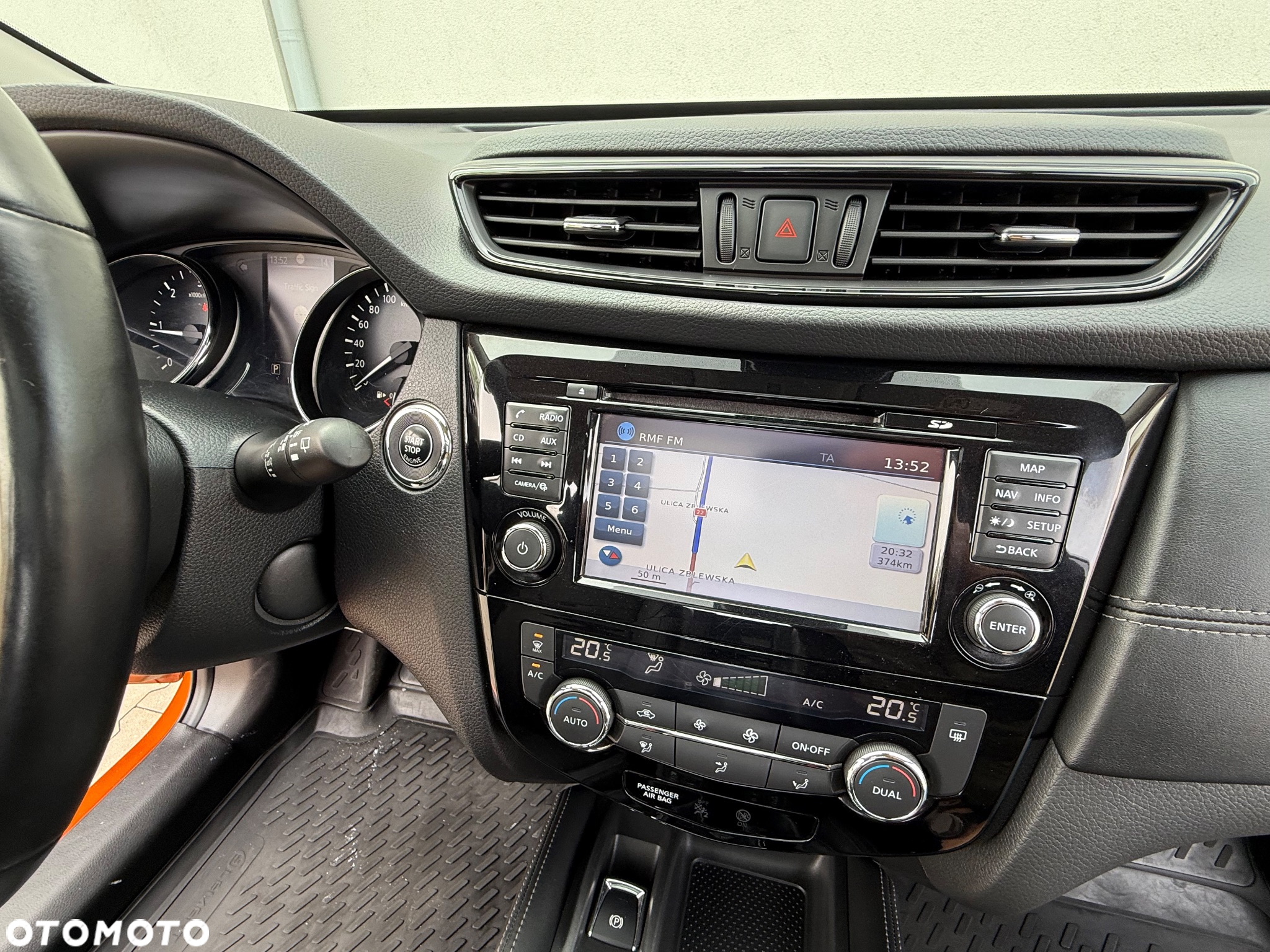 Nissan X-Trail 2.0 dCi Tekna 4WD Xtronic 7os - 26