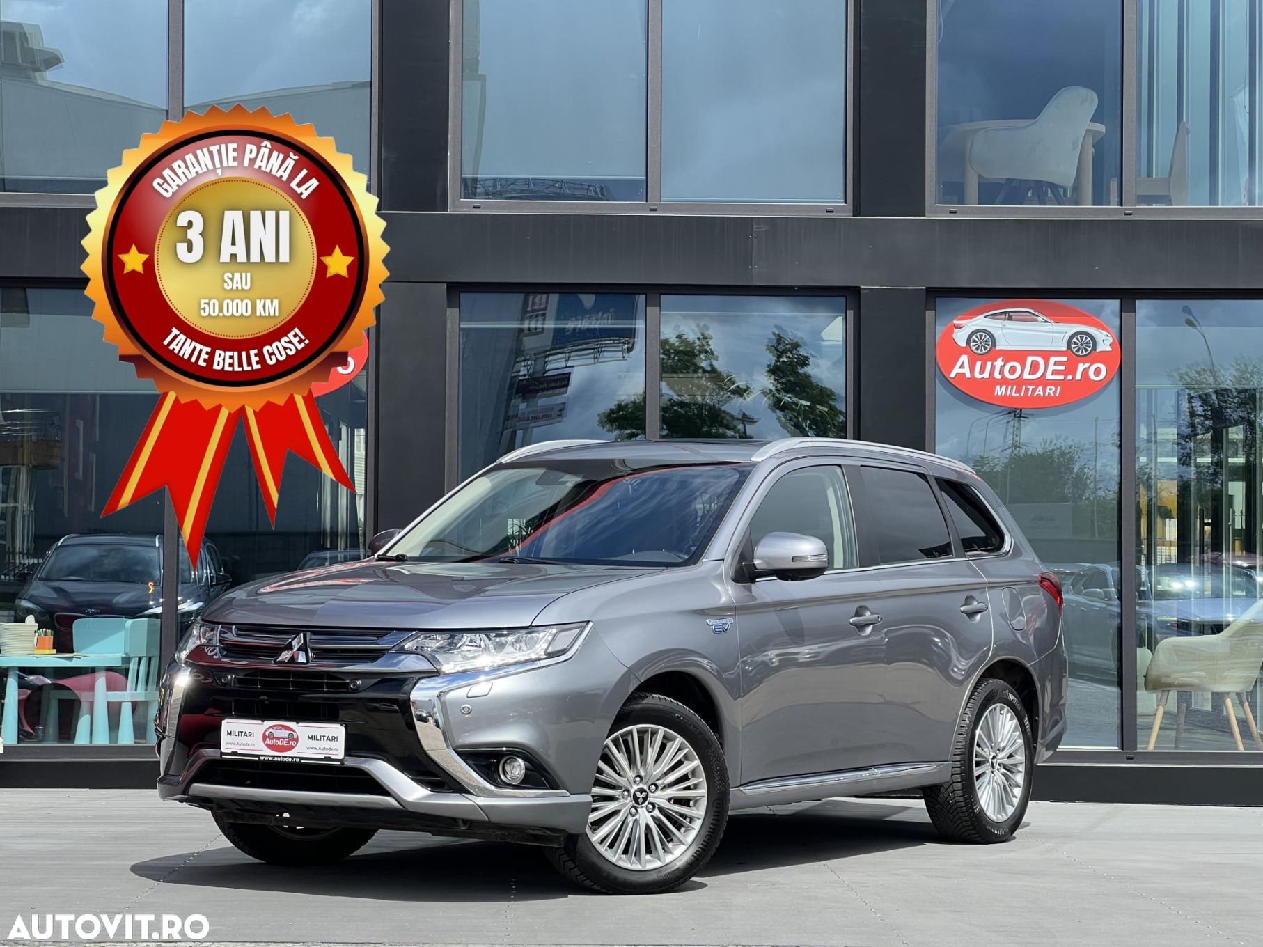 Mitsubishi Outlander - 1
