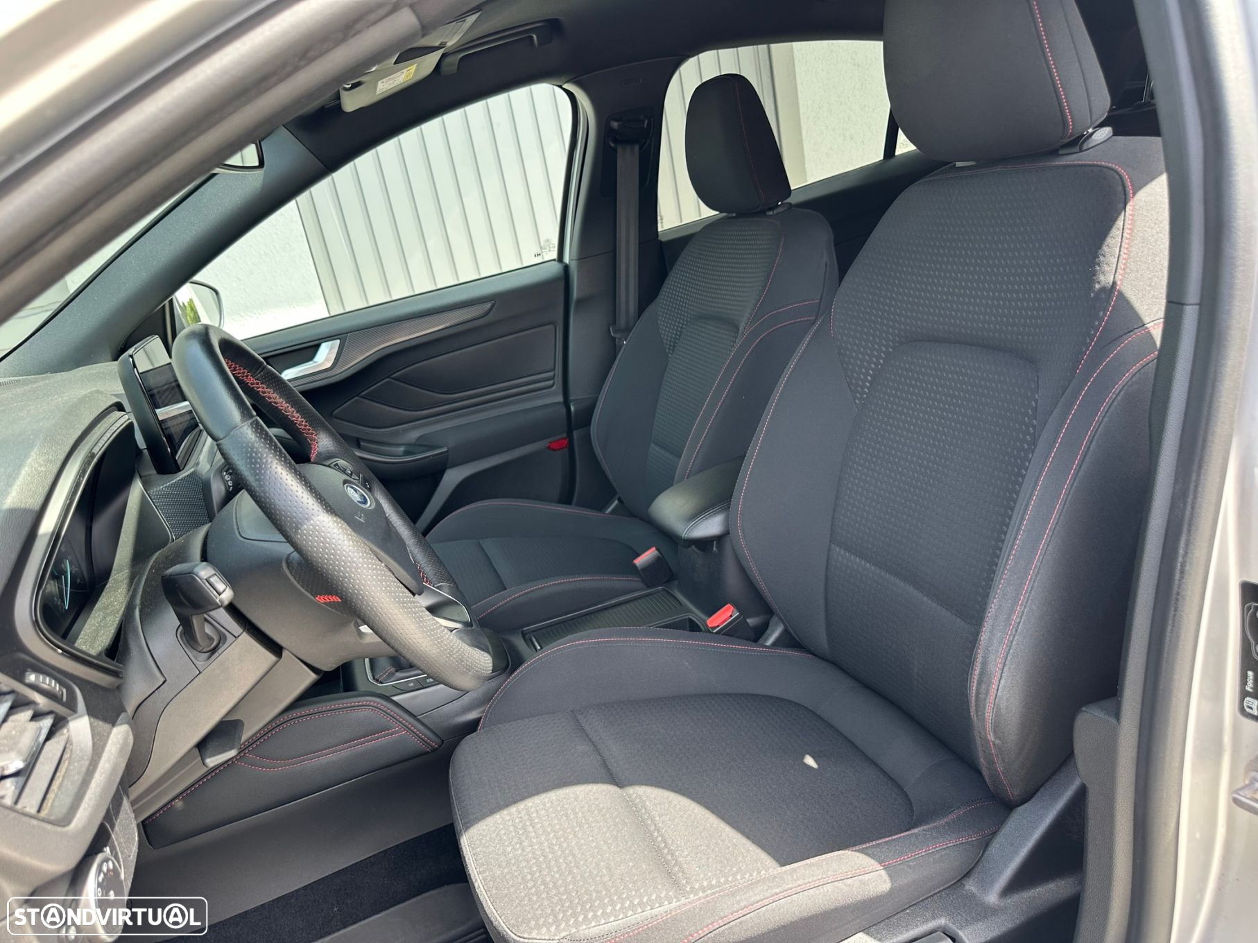 Ford Focus 1.5 TDCi EcoBlue ST-Line - 14