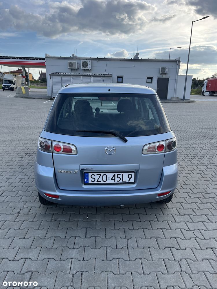 Mazda 2 - 6