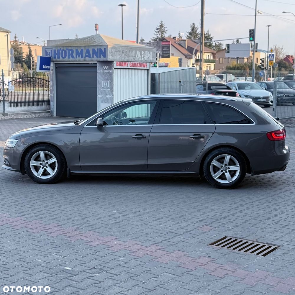 Audi A4 Avant 2.0 TFSI Flexible Fuel Quattro - 33