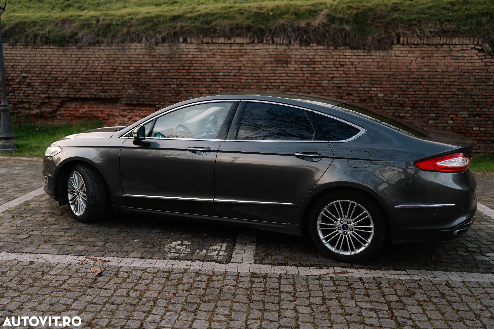 Ford Mondeo - 9