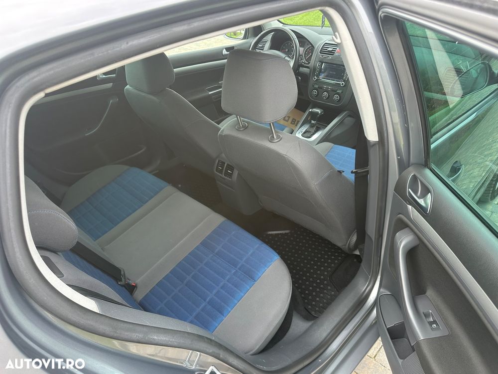 Volkswagen Golf 1.6 Automatik Tour - 10