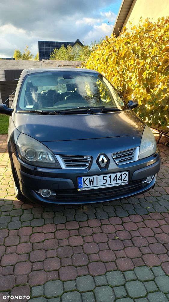 Renault Scenic - 1