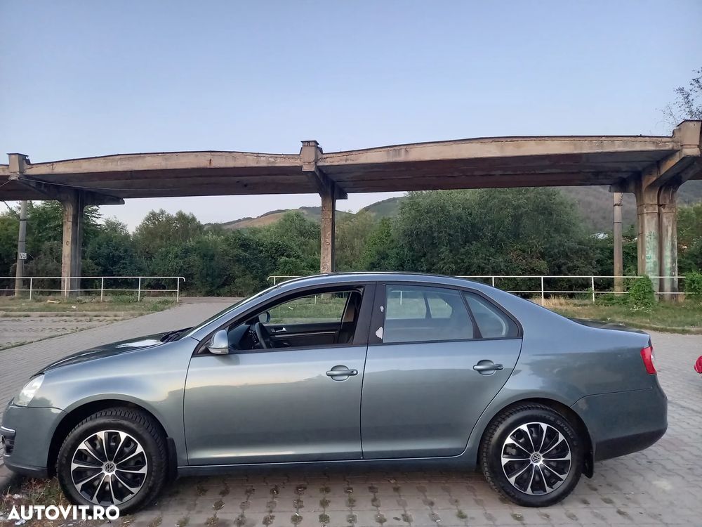 Volkswagen Jetta 1.4 TSI Comfortline - 1