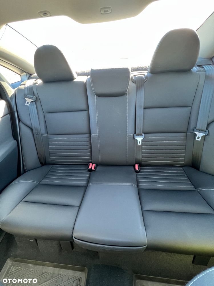 Volvo S40 1.8 Momentum - 21