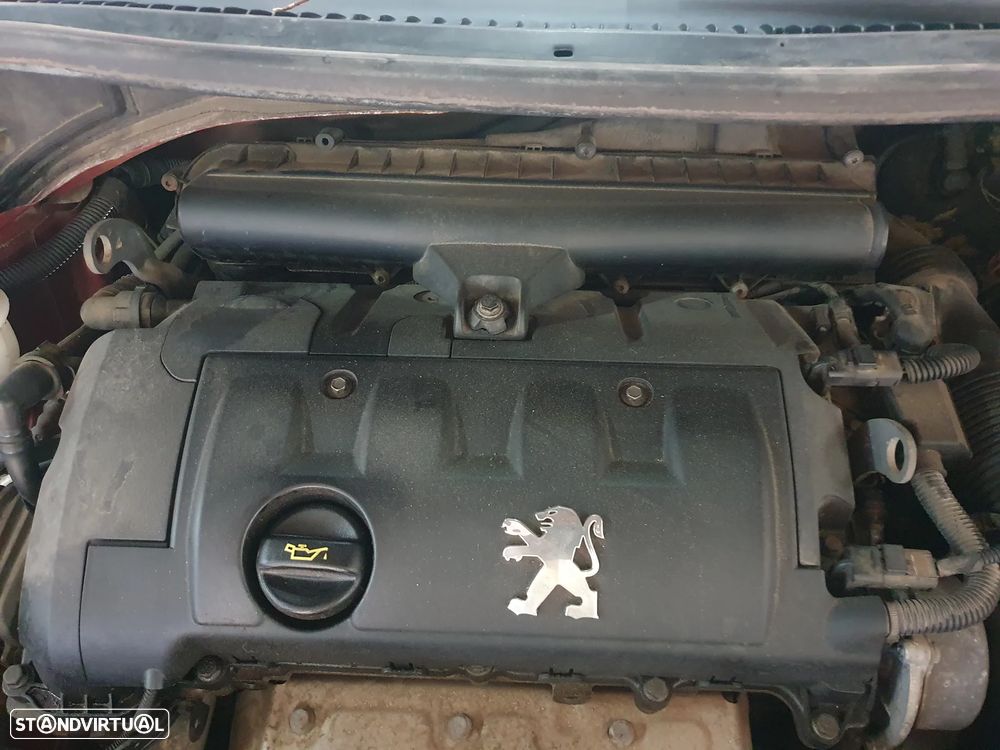 Peugeot 207 CC 1.6 16V - 10